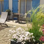 מלון Beaune Hotel 2*