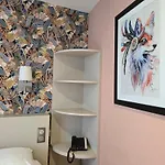 Beaune Hotel מלון ביון