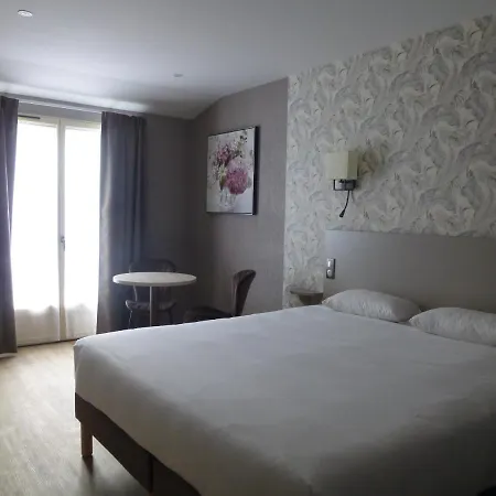 Beaune Hotel 2*