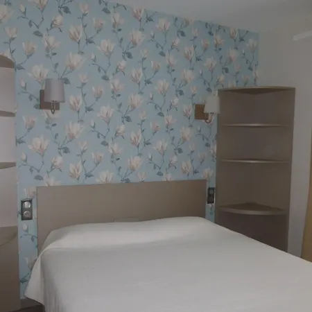 Beaune Hotel فندق