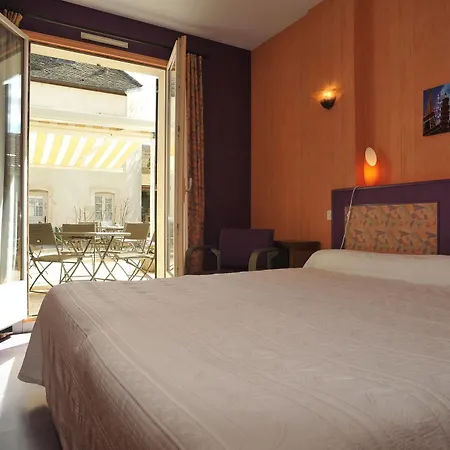 فندق Beaune Hotel 2*