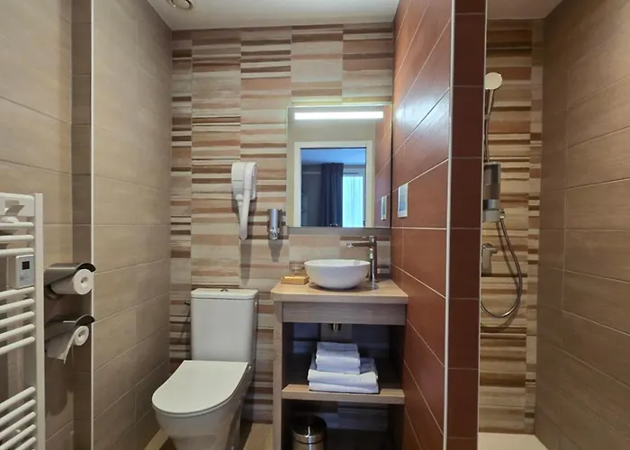 Hotell Beaune Hotel 2*